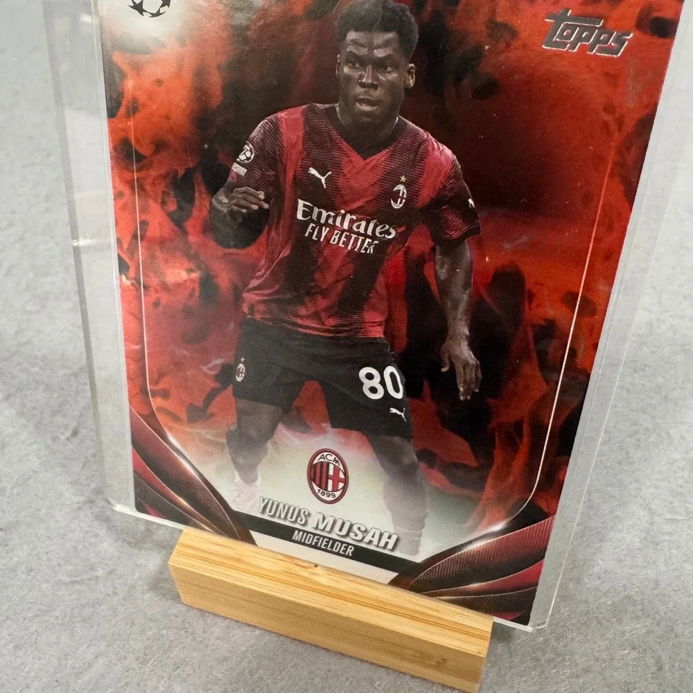 Topps Yunus Musah Trading Card AC Milan Red Black UEFA Champions League #89